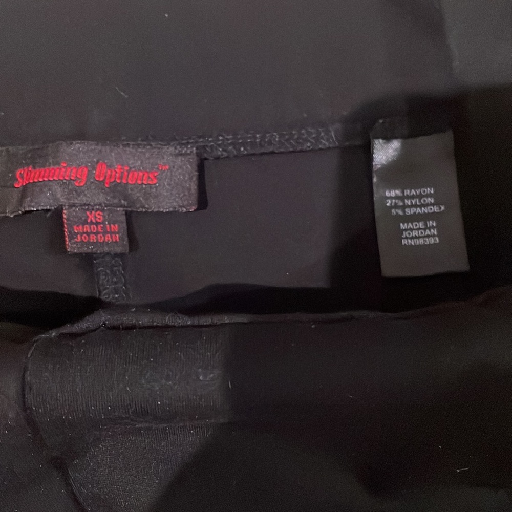 Slimming Options mid weight leggings with dual zipper detail - Picture 8 of 9